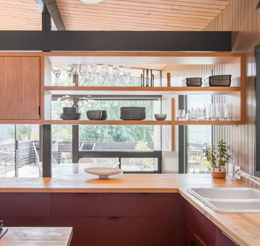 Design de armários de cozinha de madeira vermelho escuro personalizado